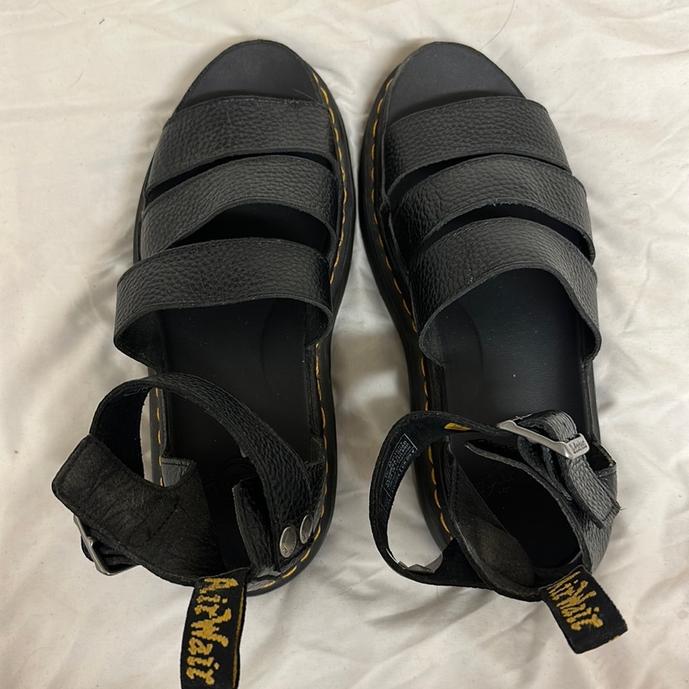 NWT Dr. Martens Clarissa II Quad Flatform Sandals